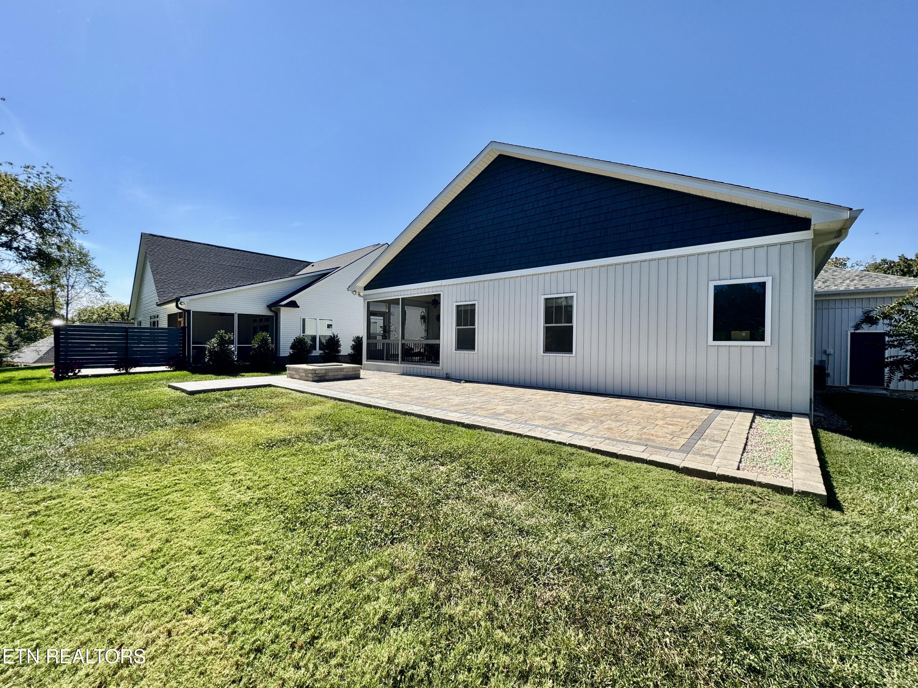 170 Elokwa Way Loudon, TN 37774 - Photo 13 of 52 13