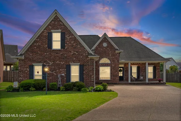 $379,900 | 4837 Windsong Cove, Olive Branch, MS 38654