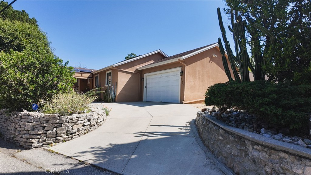 10424 Big Tujunga Canyon Road Tujunga, CA 91042 - Photo 2 of 54