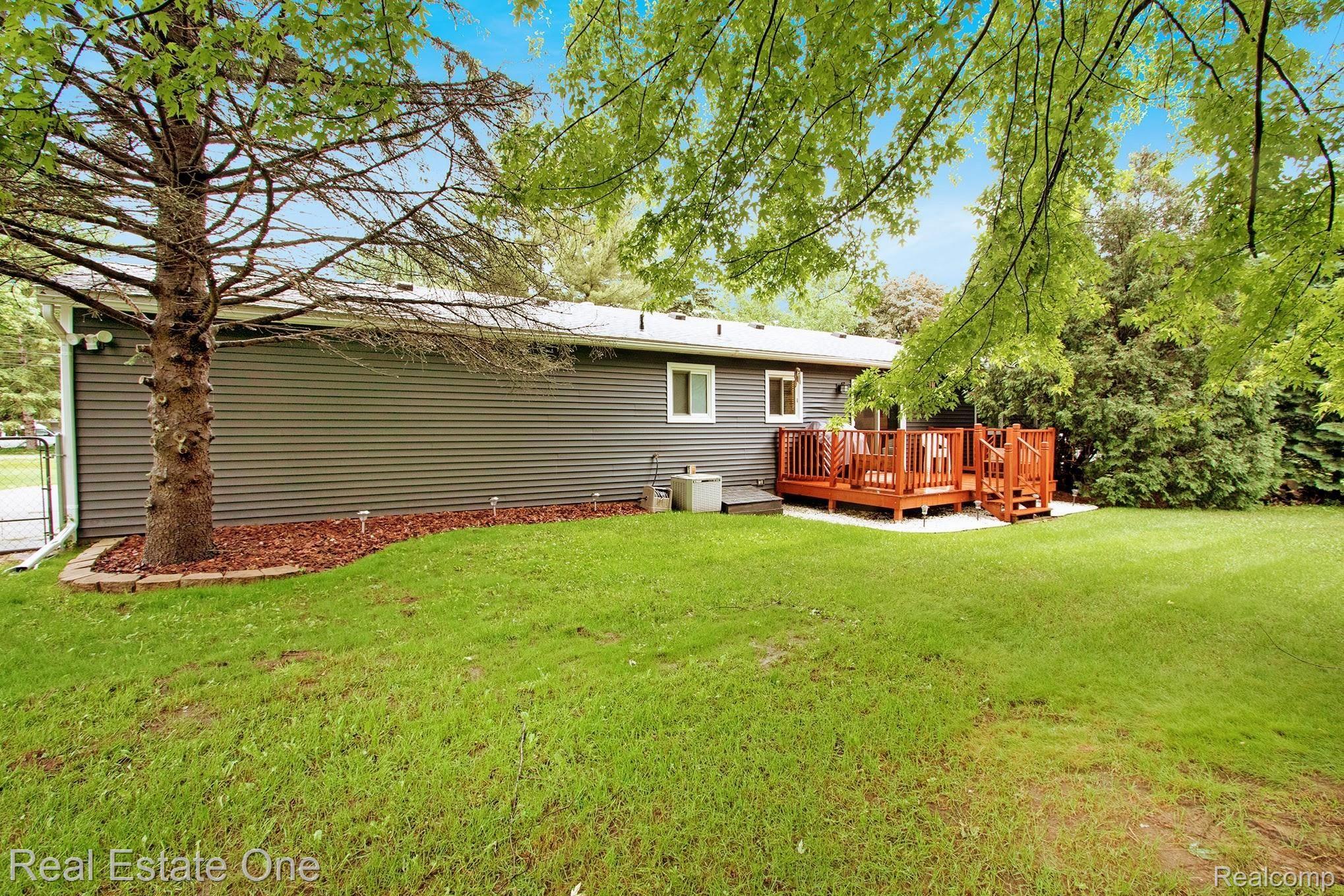 8750 Millis Road Utica, MI 48317 - Photo 23 of 28 061019_51.jpg