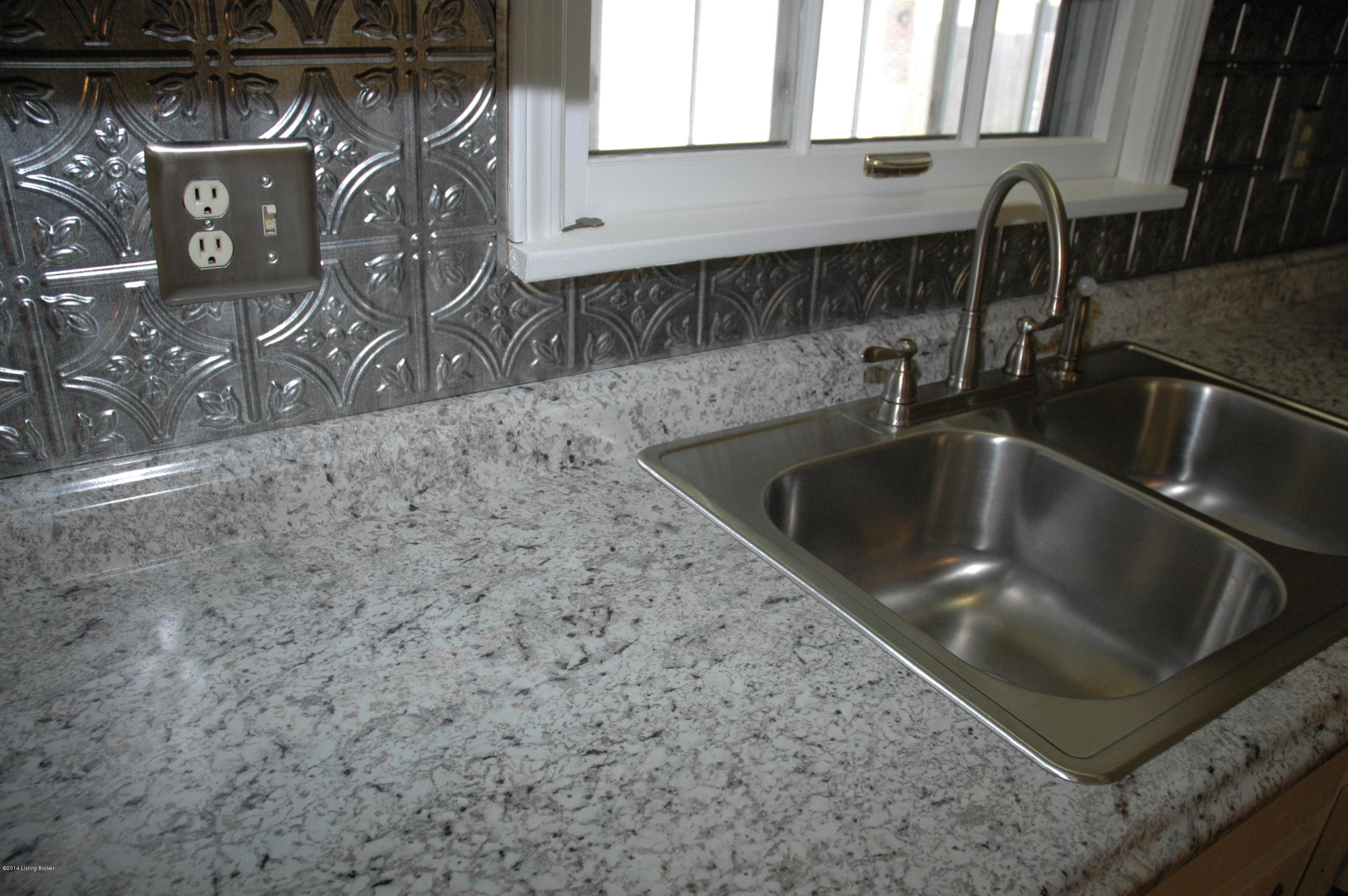 3003 Lexham Road Louisville, KY 40220 - Photo 14 of 39 Countertops / Backsplash / Sink