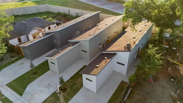 $1,800 | 2221 Hooper Street, Dallas, TX 75215