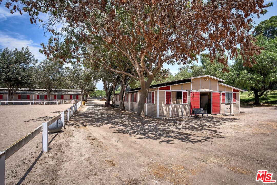 5565 Balcom Canyon Road Somis, CA 93066 - Photo 40 of 72