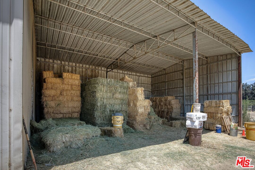 5565 Balcom Canyon Road Somis, CA 93066 - Photo 60 of 72 a view of a outdoor space