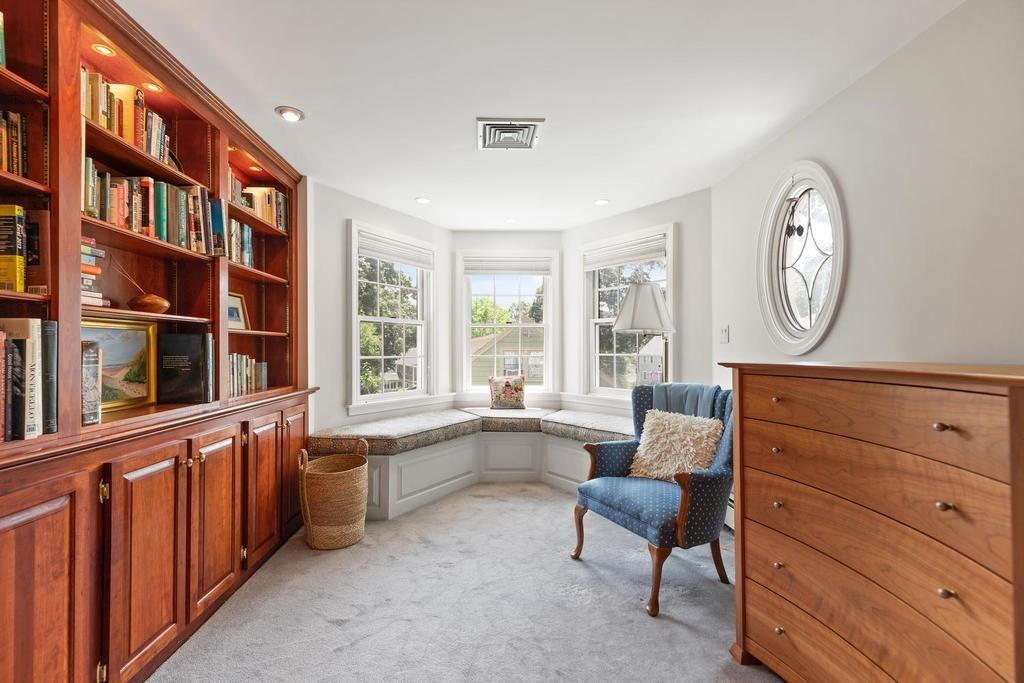 6 Lovell Road Arlington, MA 02474 - Photo 17 of 34 Gallery Image 17