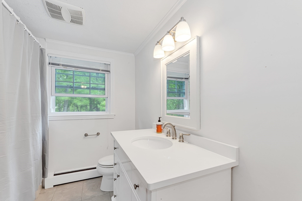 4 Old Wood Road Framingham, MA 01701 - Photo 21 of 39