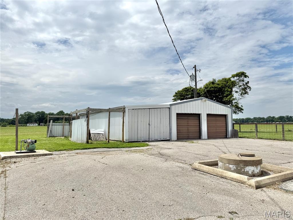 8757 Highway 50 Lebanon, IL 62254 - Photo 25 of 82