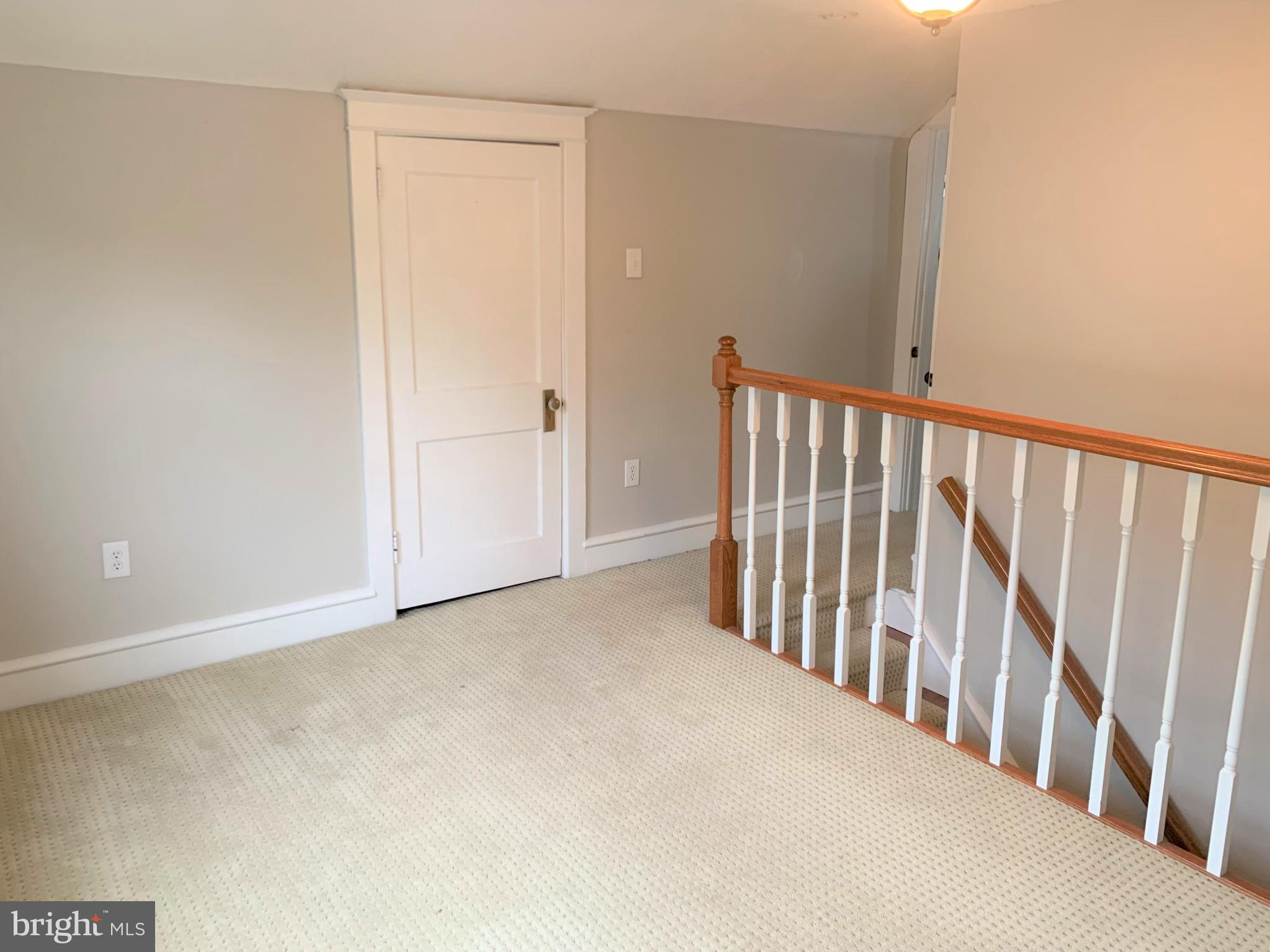 139 Spring Street Woodbury, NJ 08096 - Photo 27 of 36 second floor sitting area