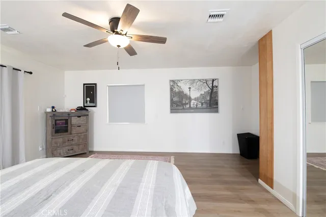 $4,400 | 14650 Valerio Street, Van Nuys, CA 91405