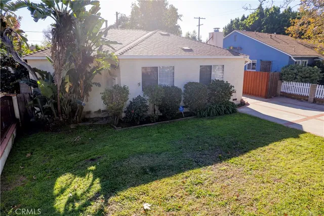 $4,400 | 14650 Valerio Street, Van Nuys, CA 91405