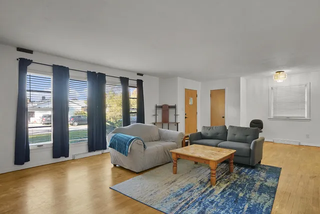 $189,000 | 1919 Broadway, Benton Harbor, MI 49022