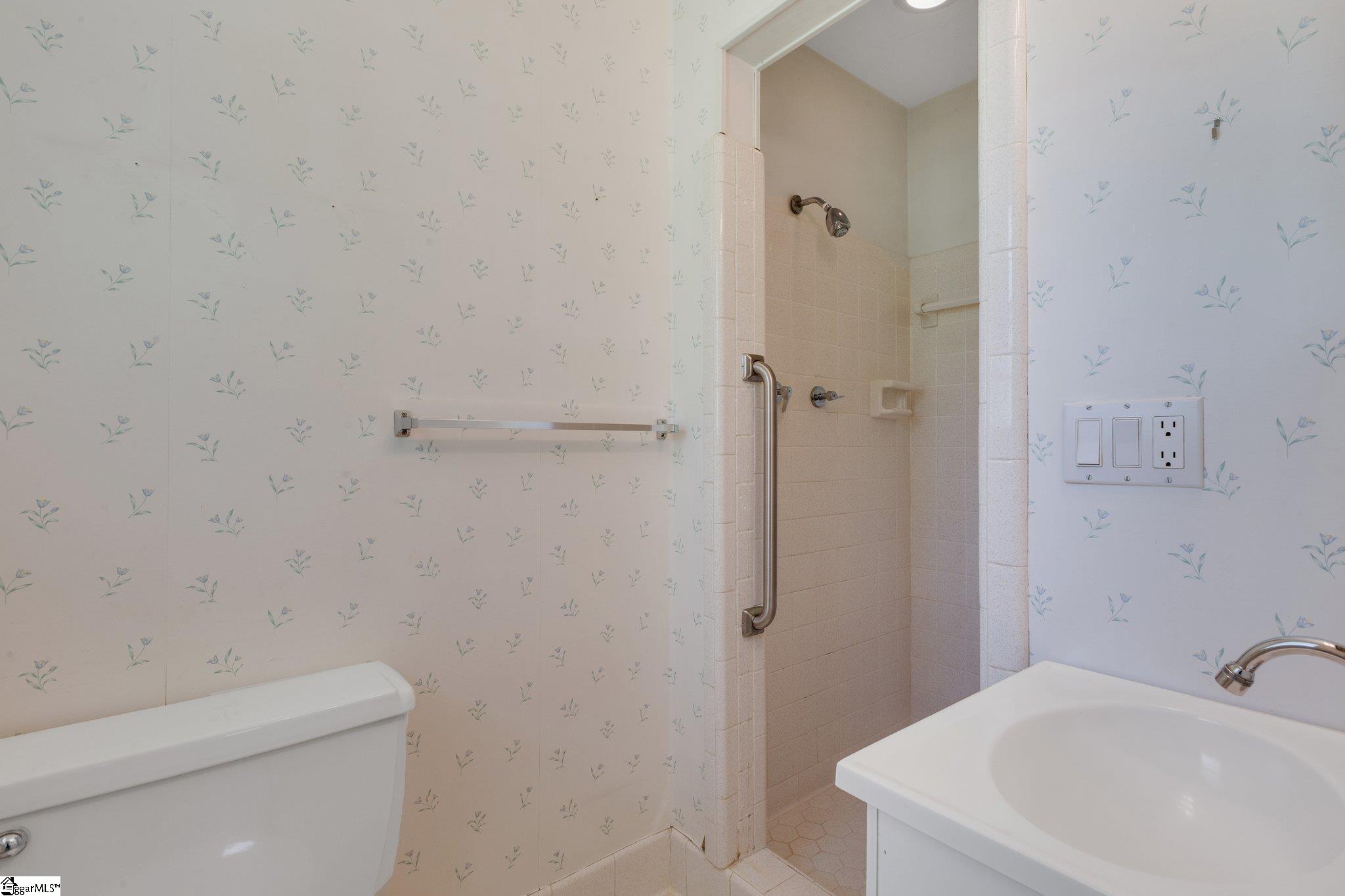 12 Longmeadow Road Taylors, SC 29687 - Photo 23 of 39 Gallery Image 23