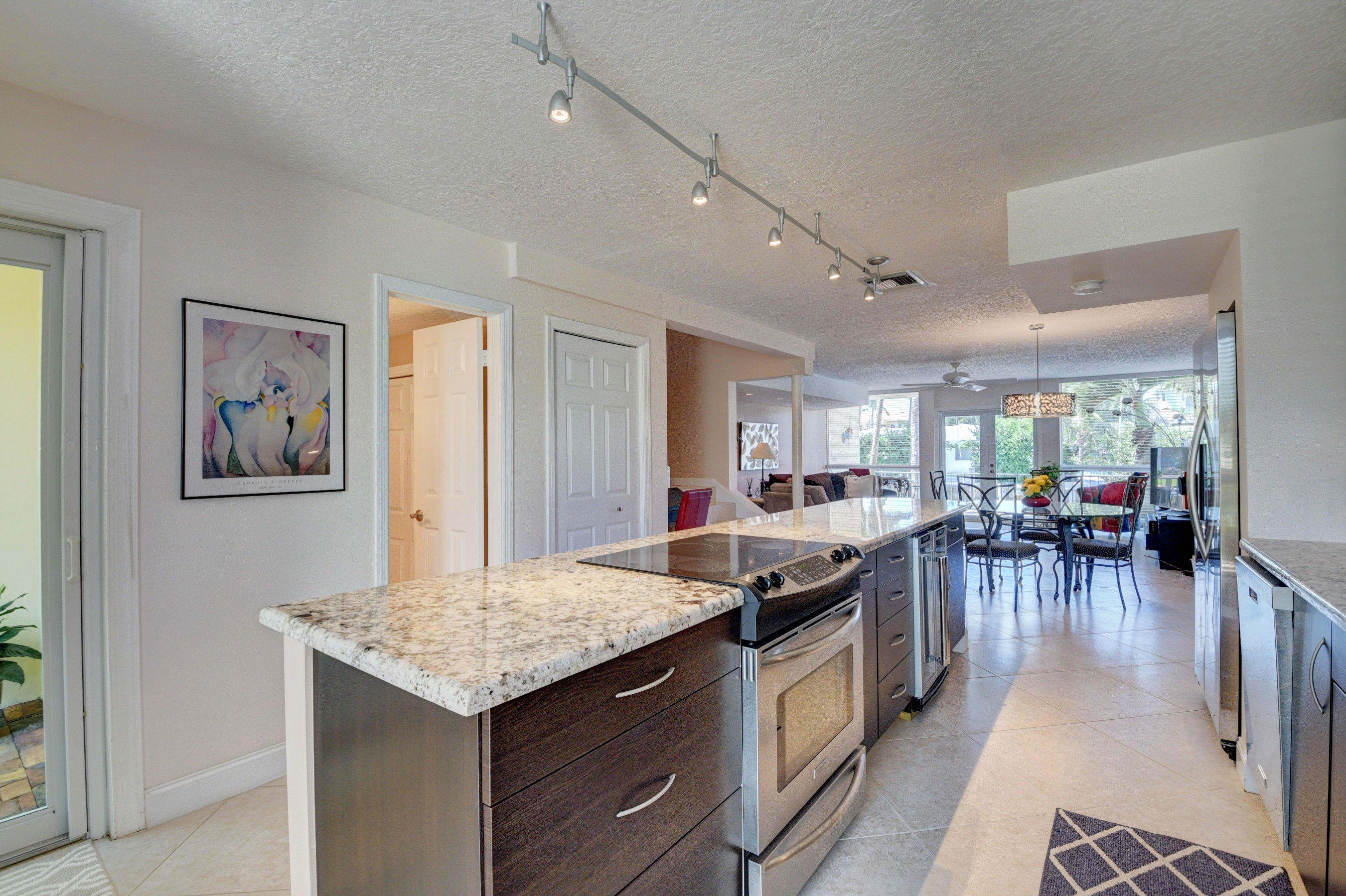 780 Jeffery Street, Unit 1 Boca Raton, FL 33487 - Photo 14 of 53 DSC_4335_6_7_8_9