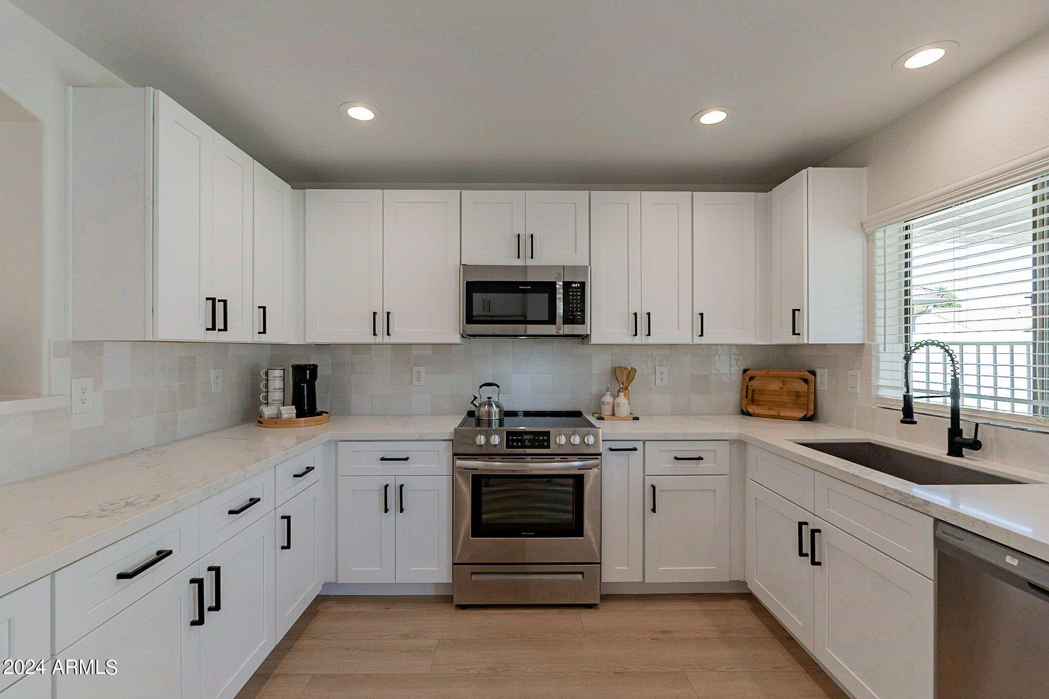 3528 East Hopkins Road Gilbert, AZ 85295 - Photo 11 of 40 11-web-or-mls-Hopkins-14