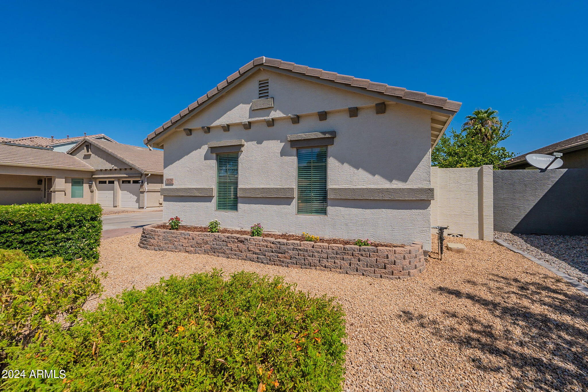 3528 East Hopkins Road Gilbert, AZ 85295 - Photo 4 of 40 4-web-or-mls-Hopkins-4