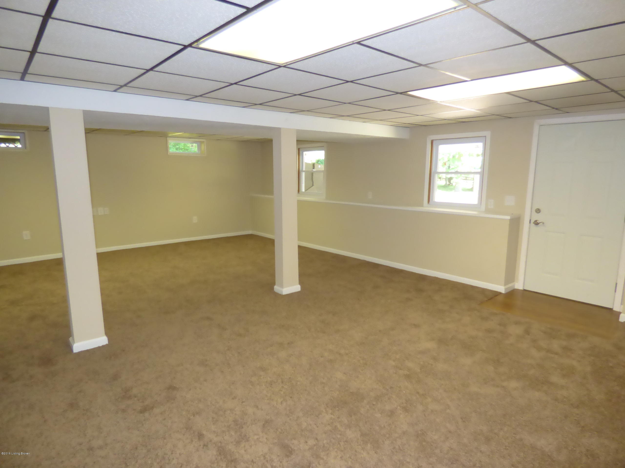 905 Cundiff Hollow Road Lebanon Junction, KY 40150 - Photo 22 of 51 P1170423