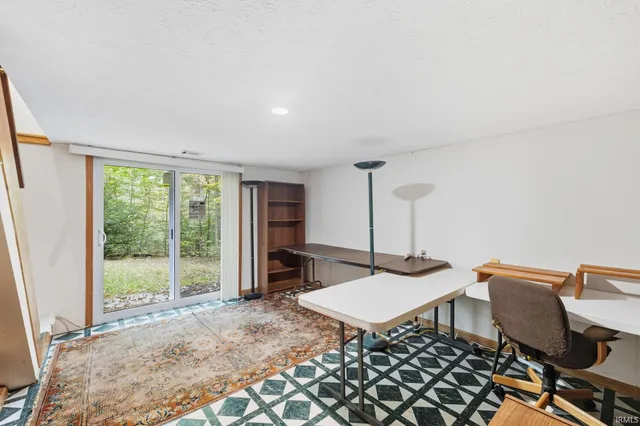 $440,000 | 946 East Chambers Pike, Bloomington, IN 47408