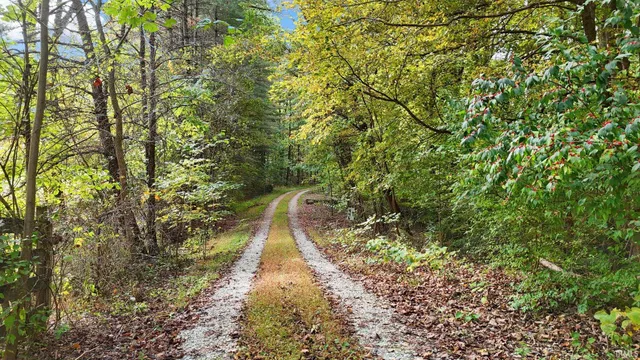 $440,000 | 946 East Chambers Pike, Bloomington, IN 47408