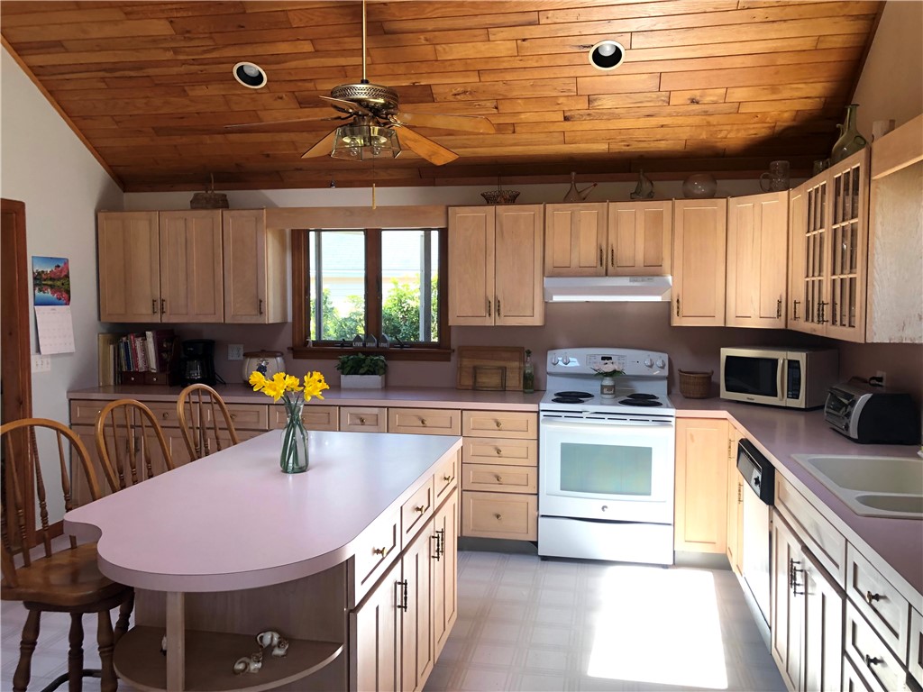 110 East Beach Road Charlestown, RI 02813 - Photo 2 of 22 Bright eat in Kitchen with Cathedral Ceilings
