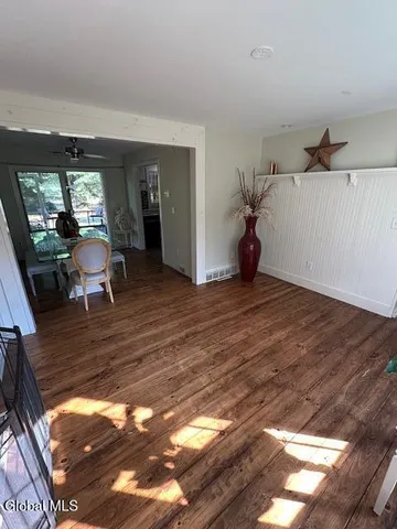 $2,850 | 1111 Laural Lane, Malta, NY 12020