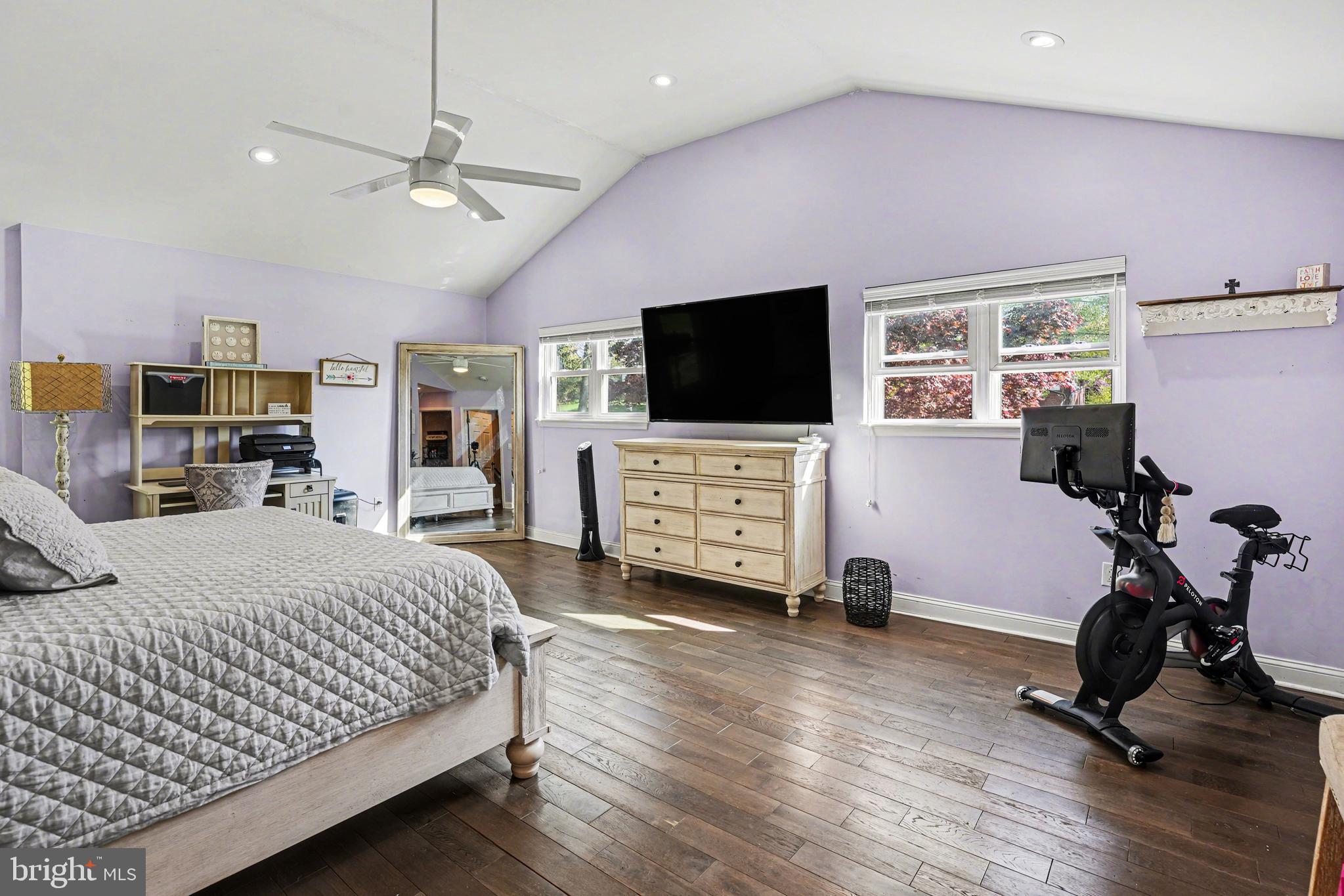 443 Woodcrest Road Wayne, PA 19087 - Photo 24 of 63 a bedroom with a bed a flat screen tv and dresser
