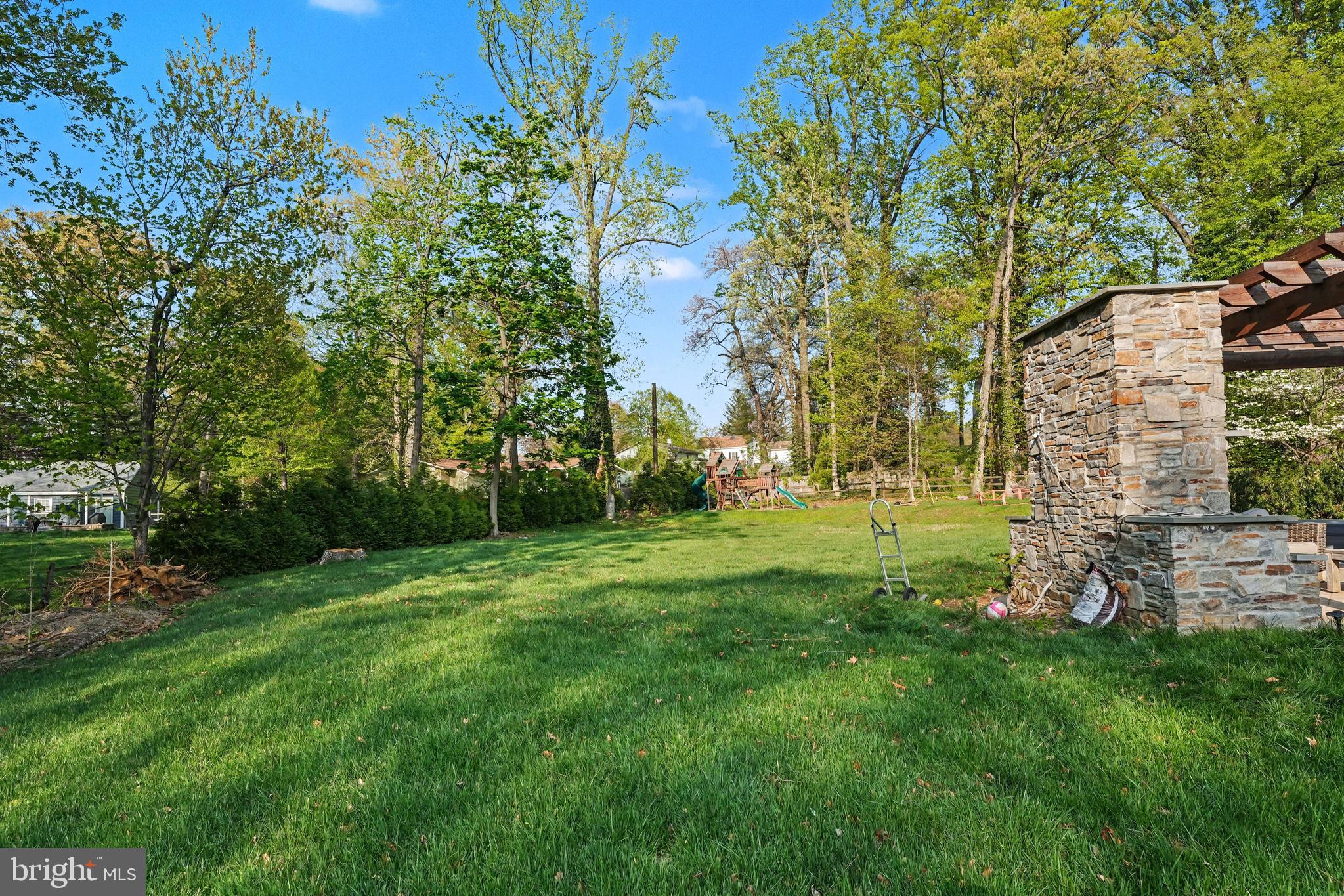 443 Woodcrest Road Wayne, PA 19087 - Photo 51 of 63 a view of a park with large trees