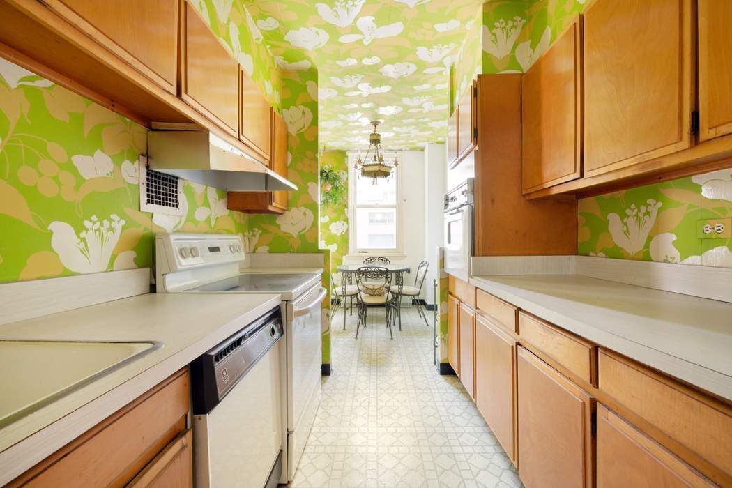 176 East 71st Street, Unit 14D Manhattan, NY 10021 - Photo 12 of 15