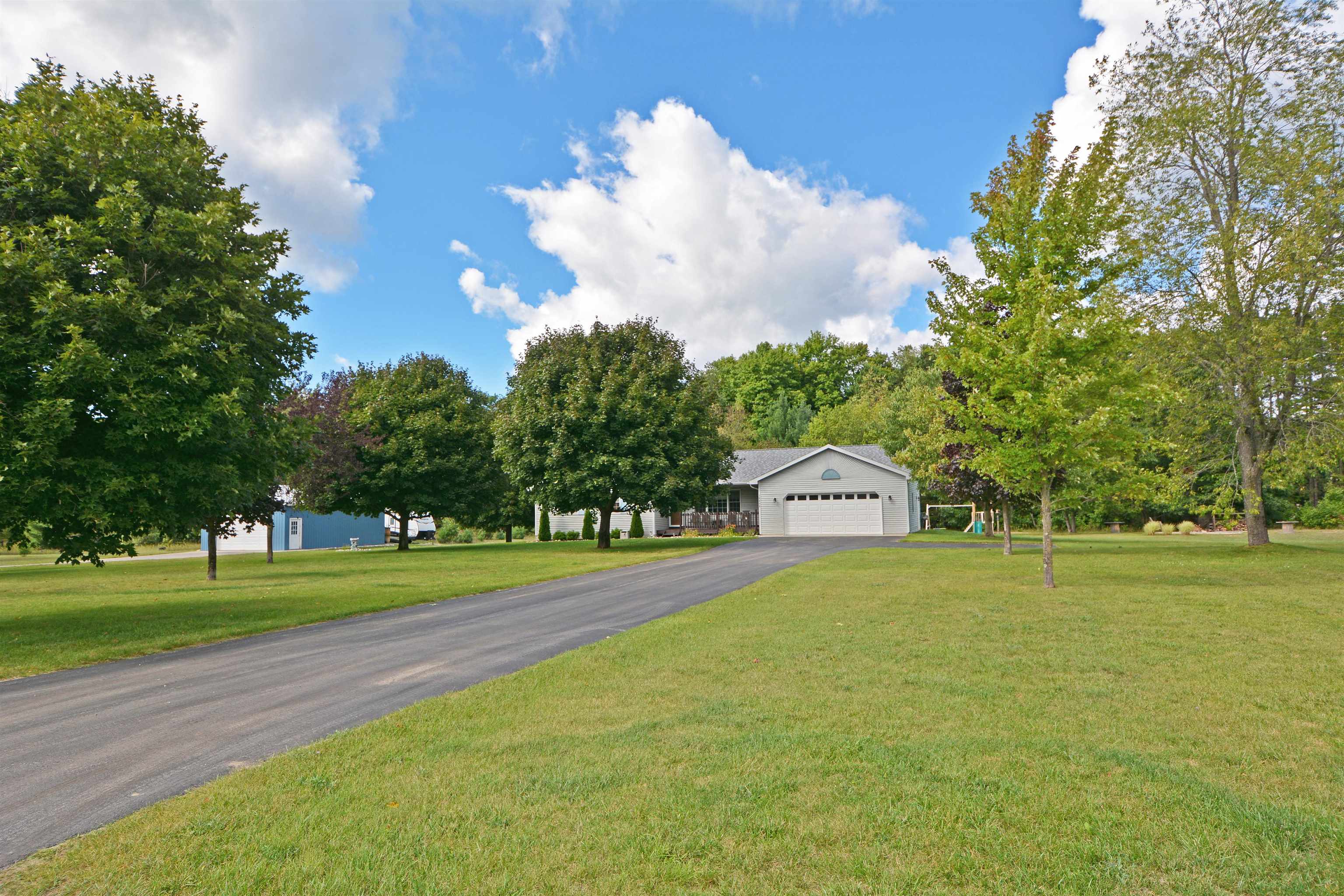 18808 West Maple Interlochen, MI 49643 - Photo 2 of 30 1904391-1.JPG