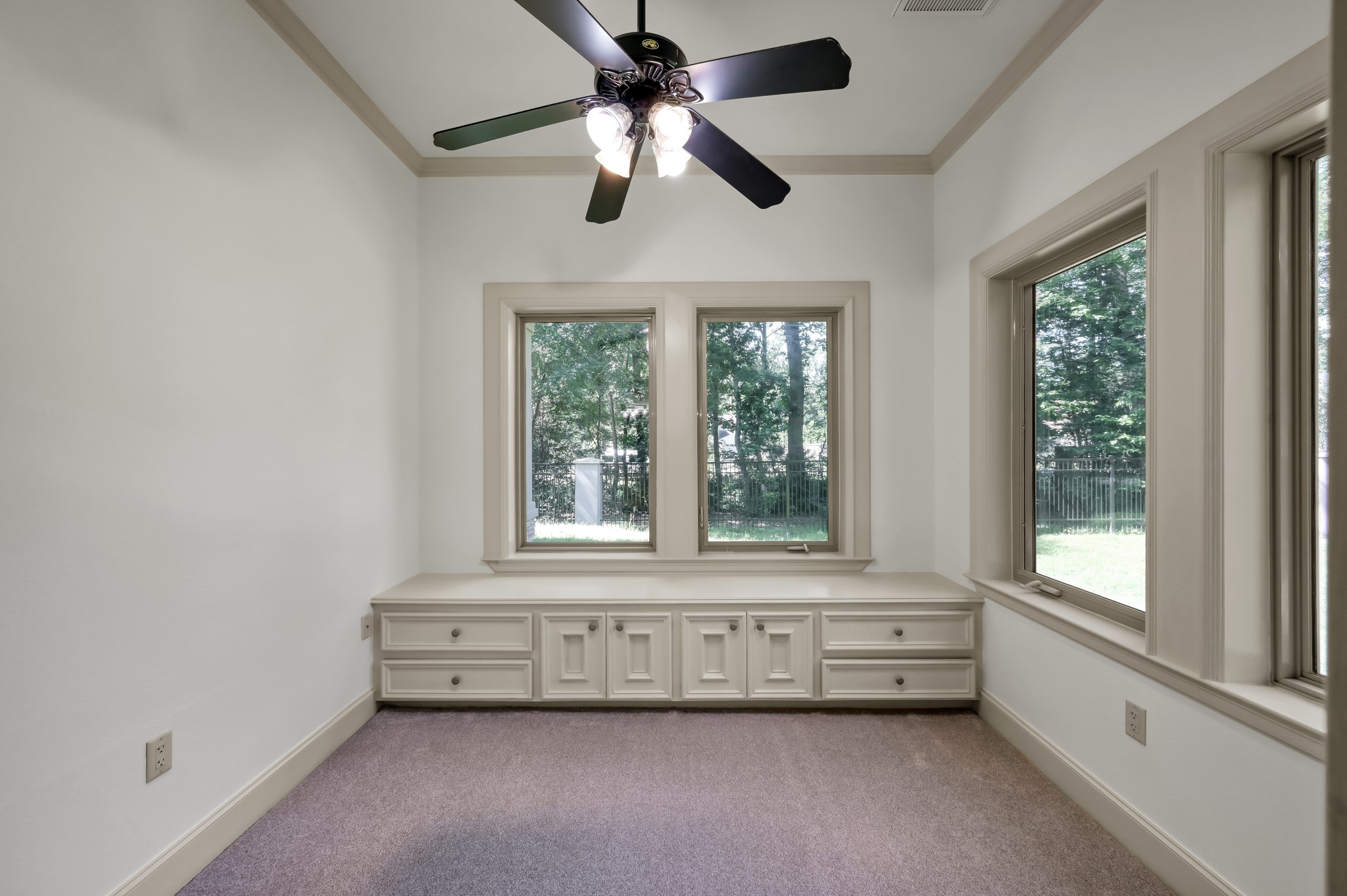 2401 Conastoga Court Conroe, TX 77384 - Photo 25 of 49