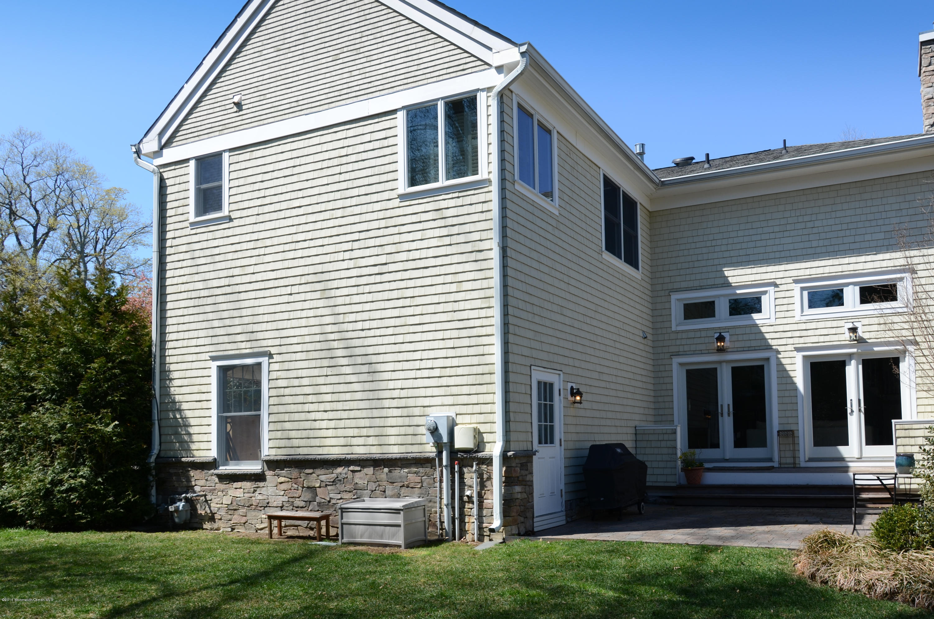59 Ridge Road Rumson, NJ 07760 - Photo 30 of 30 Backview of home