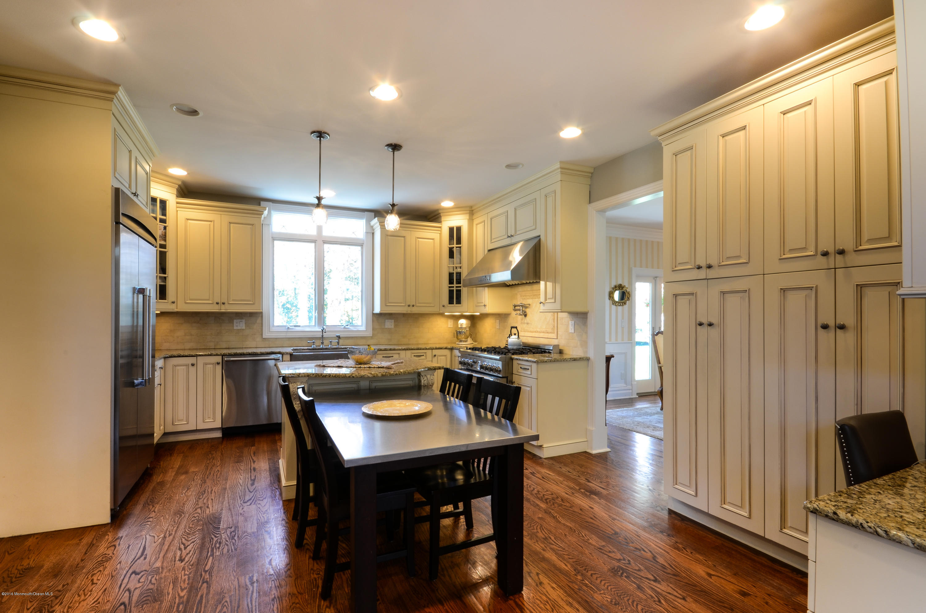 59 Ridge Road Rumson, NJ 07760 - Photo 4 of 30 Gourmet Kitchen