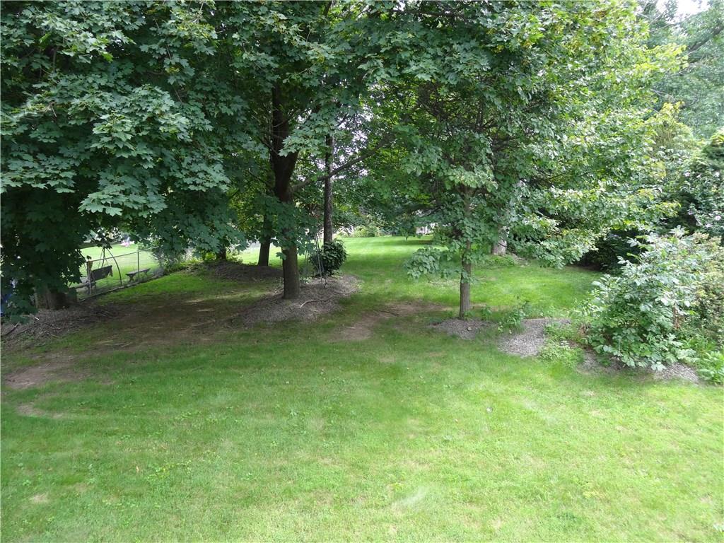 4017 Willett Road Pittsburgh, PA 15227 - Photo 15 of 17 Private rear yard.