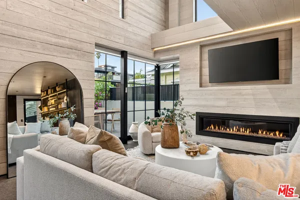 $5,295,000 | 442 Sherman Canal, Venice, CA 90291