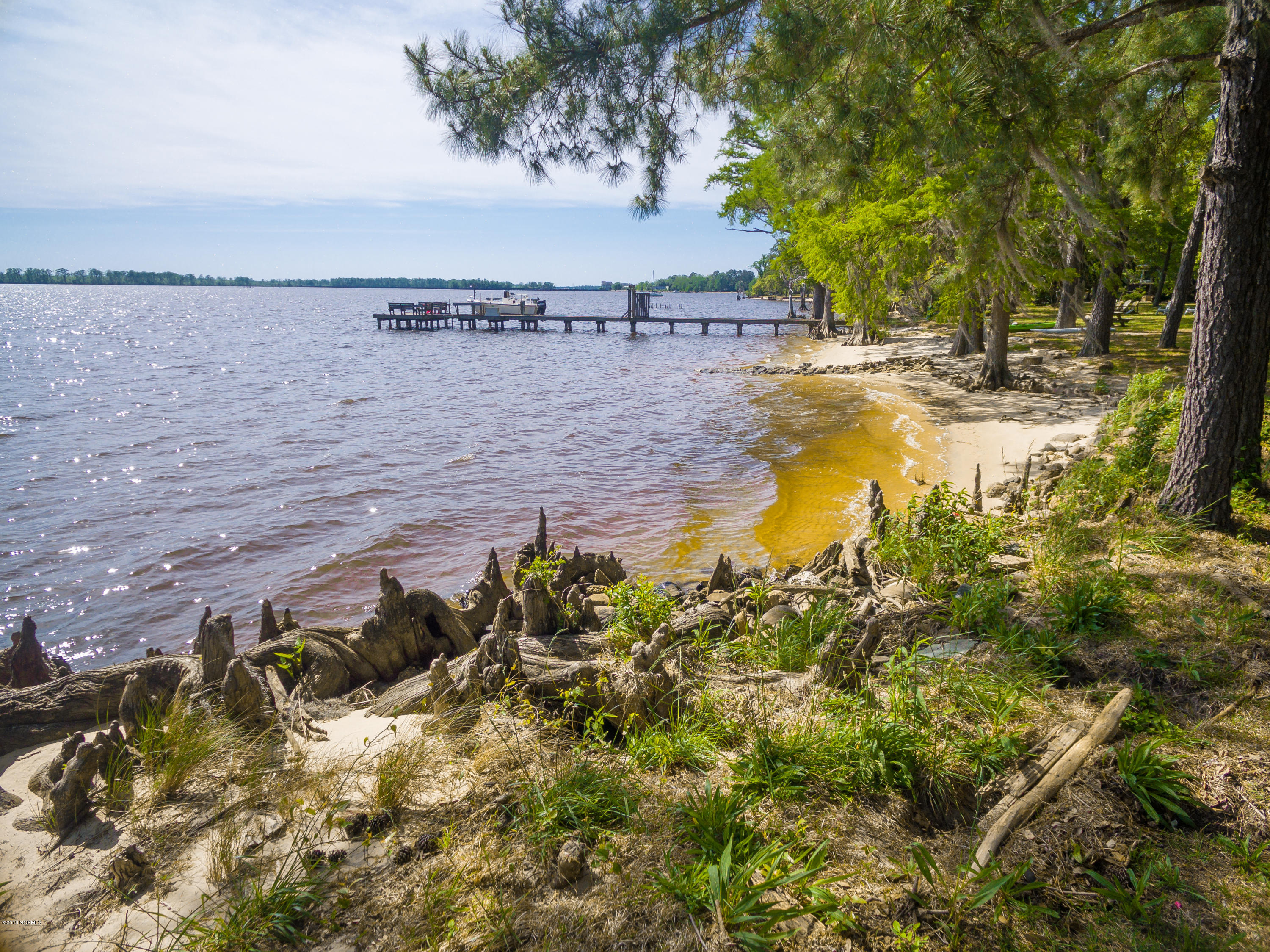 212 Riverside Drive Washington, NC 27889 - Photo 8 of 97 DJI_0028