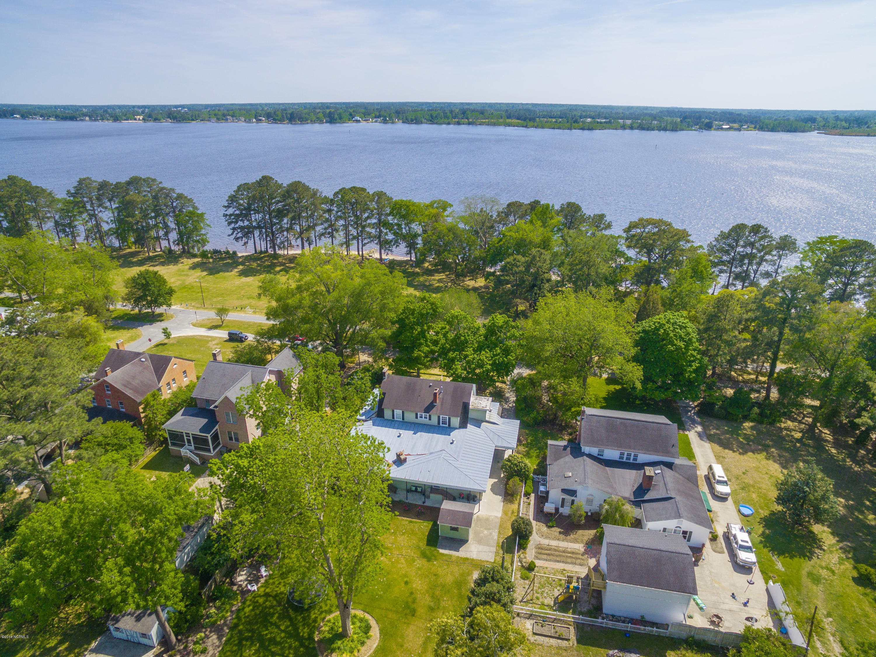212 Riverside Drive Washington, NC 27889 - Photo 92 of 97 DJI_0012