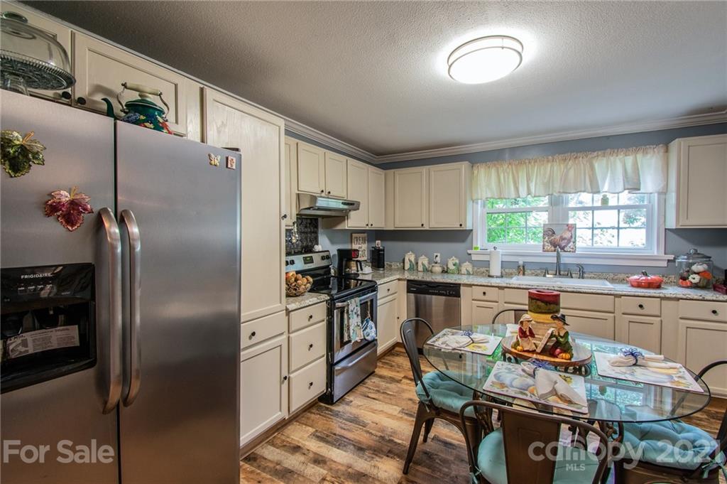 306 East Rice Street Landis, NC 28088 - Photo 10 of 19 Gallery Image 10