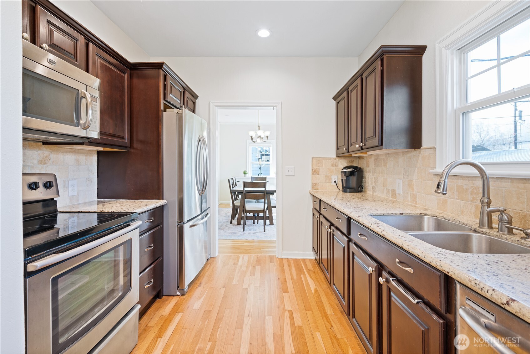 2824 Garfield Street Longview, WA 98632 - Photo 11 of 36