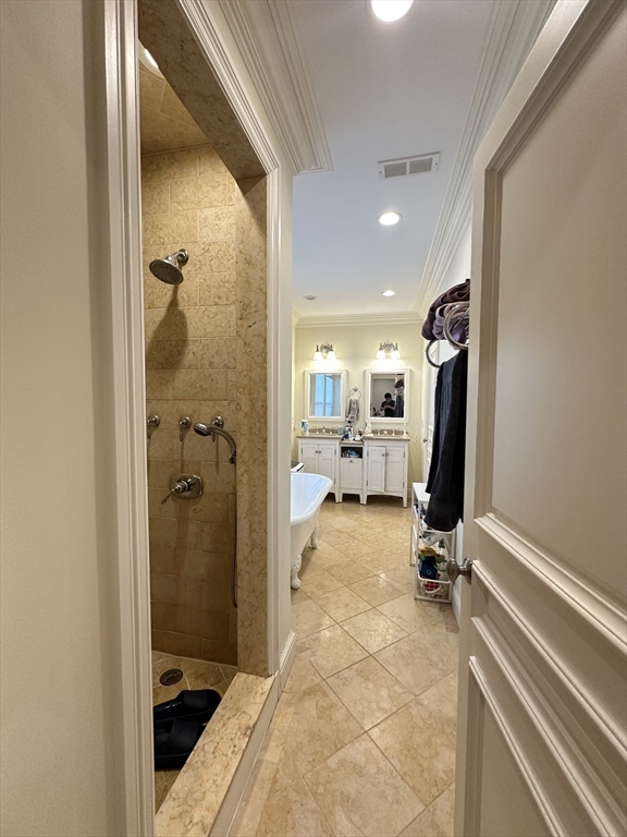 191 Newtonville Avenue, Unit 191 Newton, MA 02458 - Photo 14 of 41 a view of a hallway with a view of living room