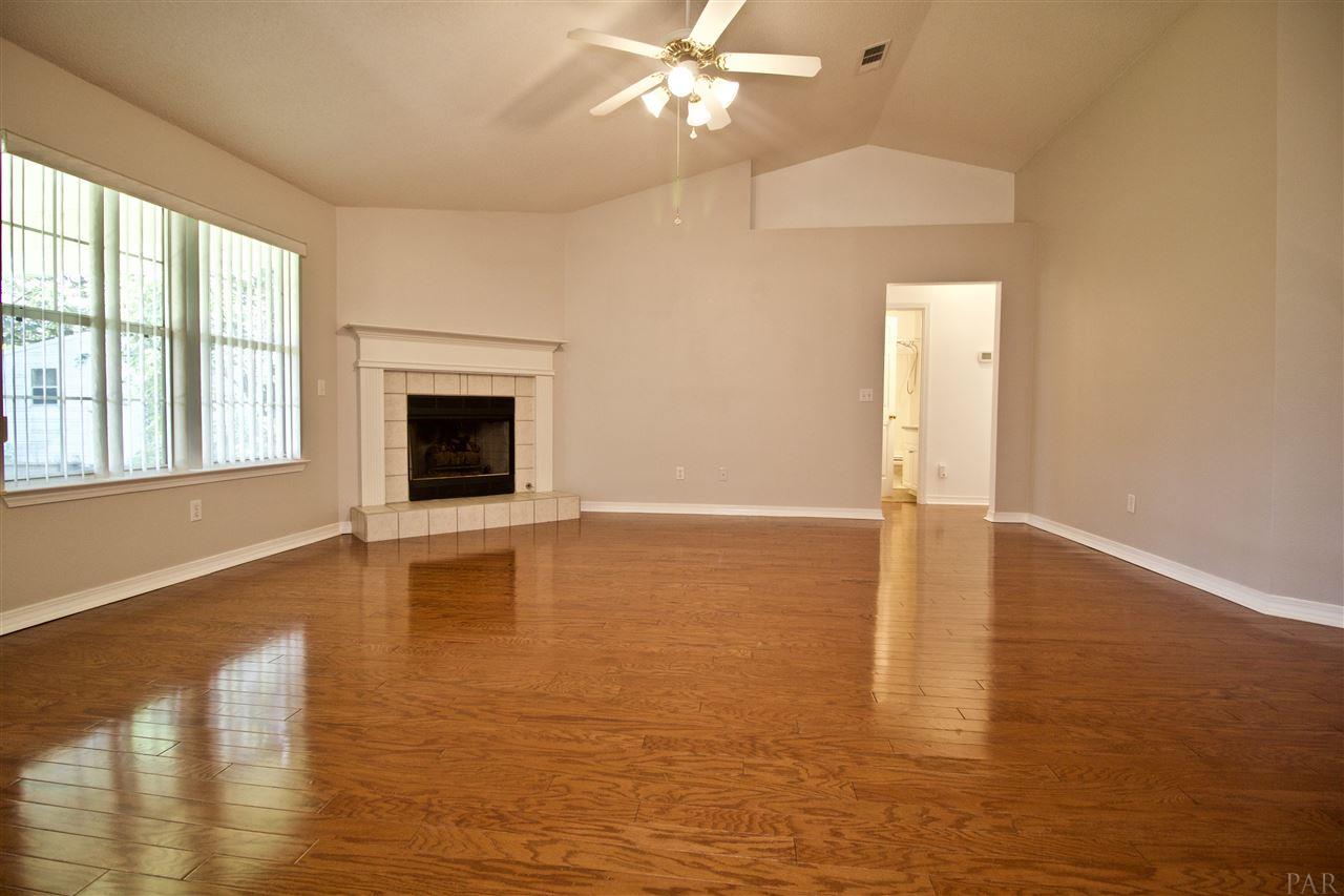 11734 Old Course Road Cantonment, FL 32533 - Photo 8 of 47 Gallery Image 8