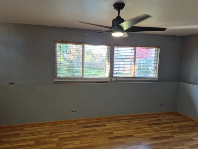 $3,000 | 776 Chesterfield Lane, North Aurora, IL 60542