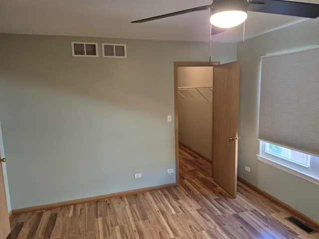 $3,000 | 776 Chesterfield Lane, North Aurora, IL 60542