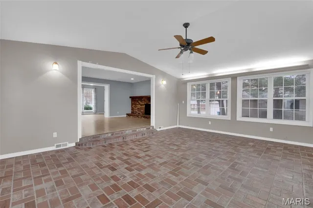 $350,000 | 3 Weatherby Drive, St. Peters, MO 63376