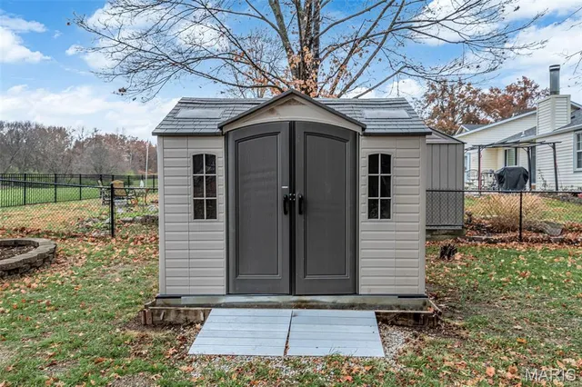 $350,000 | 3 Weatherby Drive, St. Peters, MO 63376