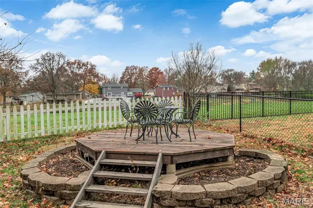 $350,000 | 3 Weatherby Drive, St. Peters, MO 63376