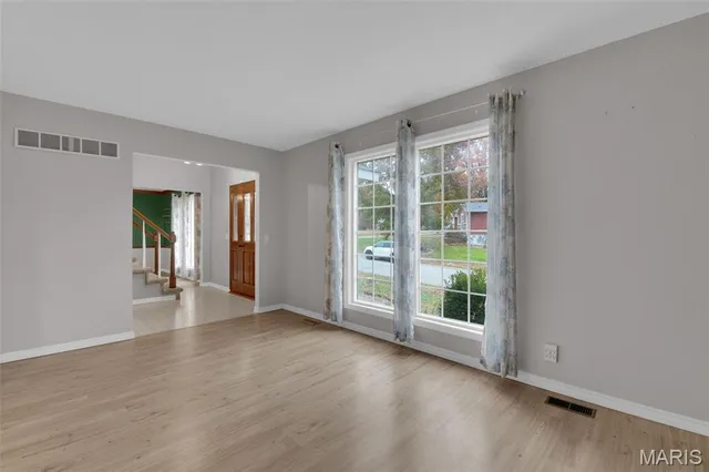 $350,000 | 3 Weatherby Drive, St. Peters, MO 63376