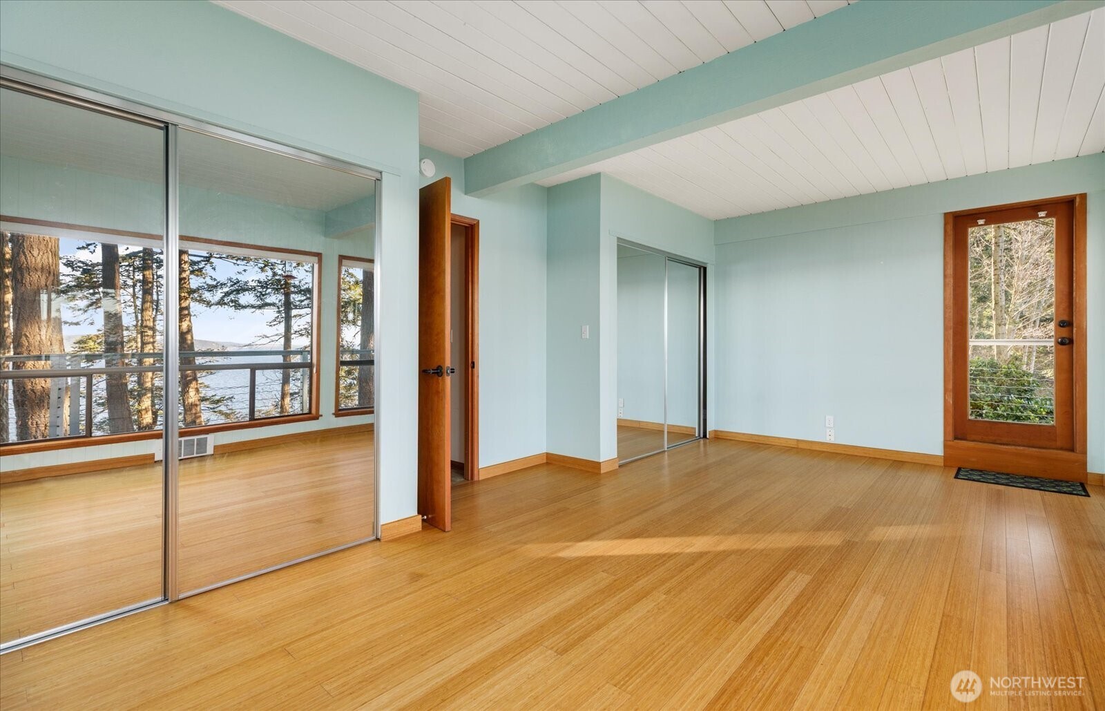 3155 Fox Spit Road Langley, WA 98260 - Photo 13 of 34