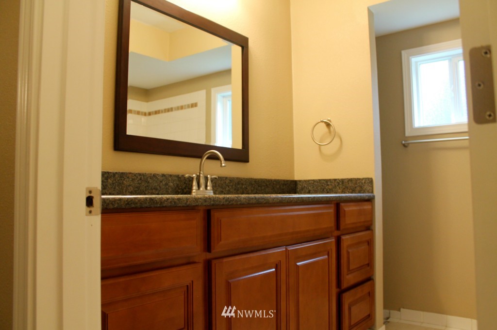2316 Center Road Everett, WA 98204 - Photo 10 of 13