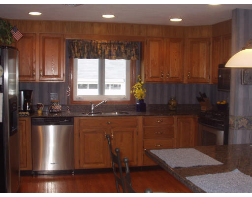 55 Ledge Road Haverhill, MA 01830 - Photo 3 of 6