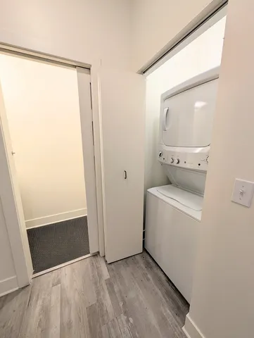 a view of utility room with washer and dryer