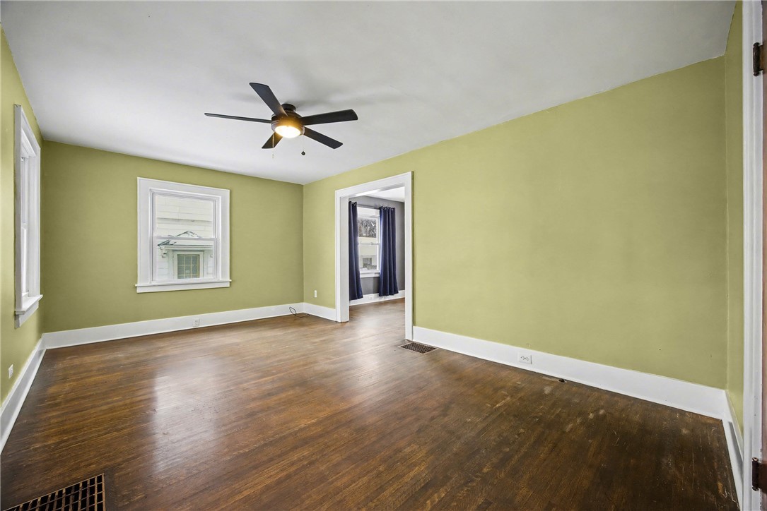 324 Marlborough Road Rochester, NY 14619 - Photo 11 of 50